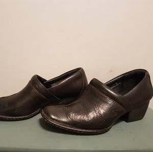 Born black heeled leather shoes